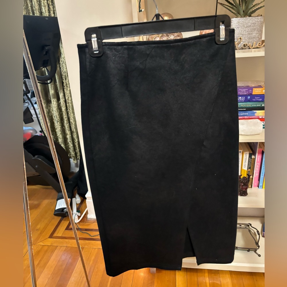 Free people suede black skirt with slit